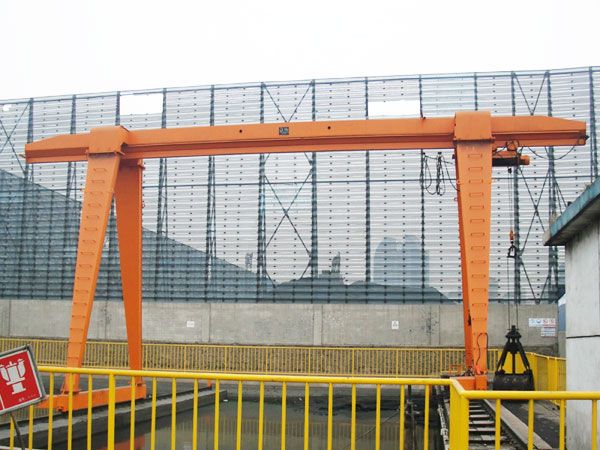 門(mén)式起重機(jī)